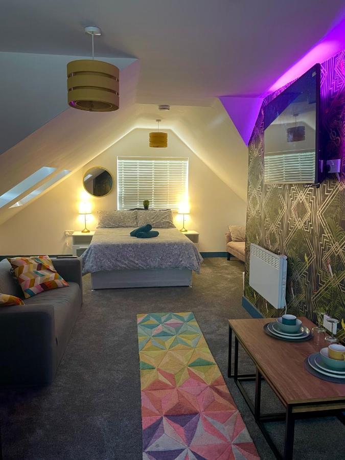 Vibrant & Modern Studio Apartment In Birmingham Esterno foto