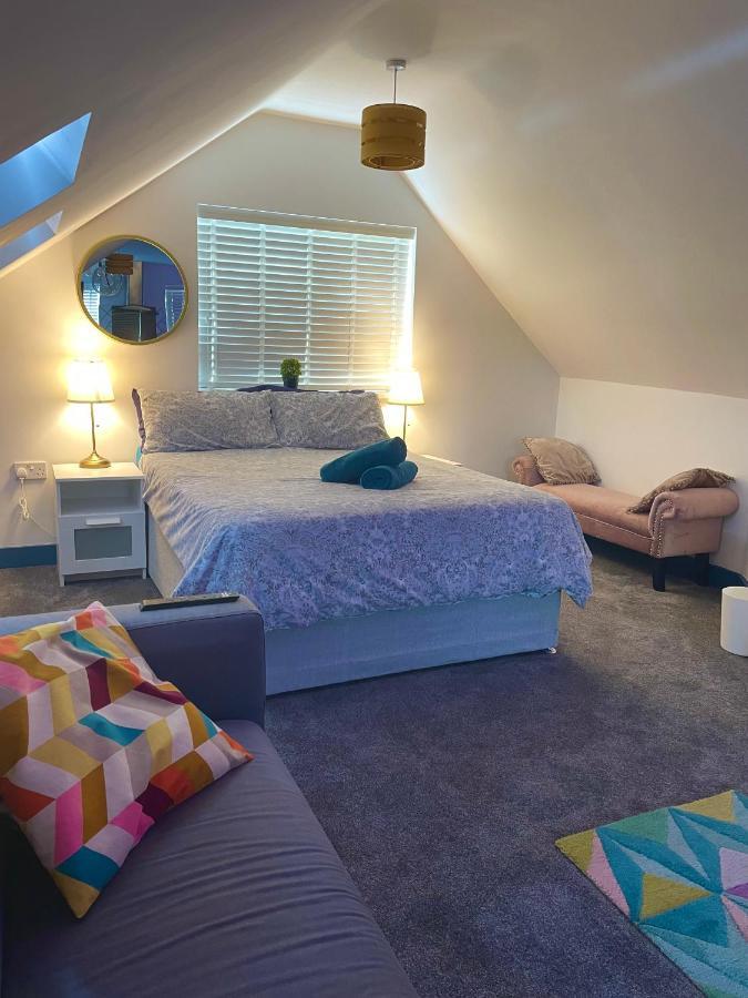 Vibrant & Modern Studio Apartment In Birmingham Esterno foto