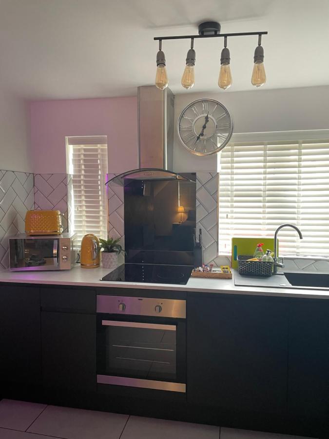 Vibrant & Modern Studio Apartment In Birmingham Esterno foto